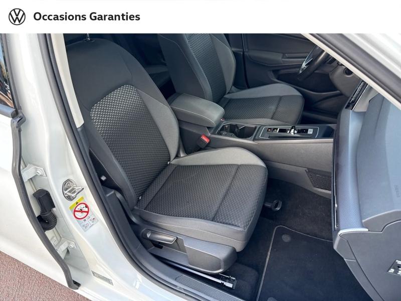 Voitures occasions VOLKSWAGEN GOLF Active Villemomble
