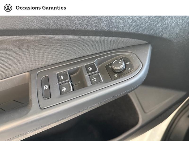 Voitures occasions VOLKSWAGEN GOLF Active Villemomble