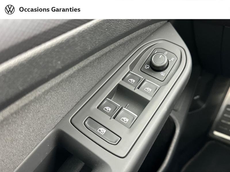 Voitures occasions VOLKSWAGEN GOLF Active Villemomble