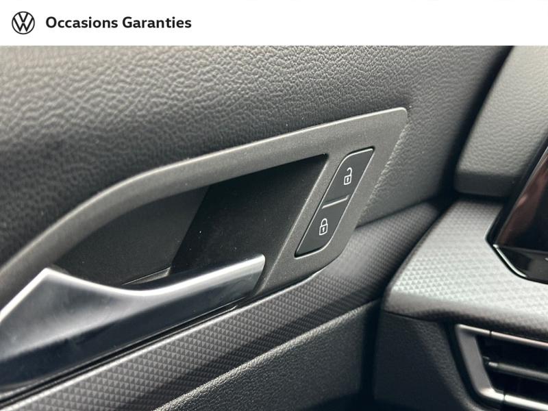 Voitures occasions VOLKSWAGEN GOLF Active Villemomble