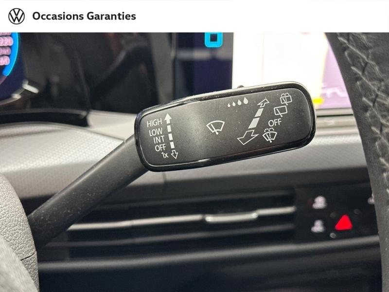 Voitures occasions VOLKSWAGEN GOLF Active Villemomble