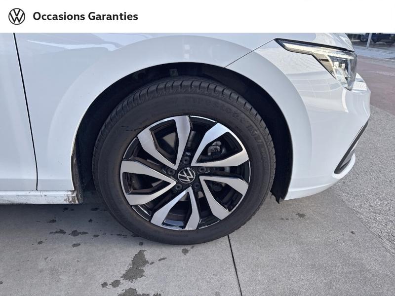 Voitures occasions VOLKSWAGEN GOLF Active Villemomble