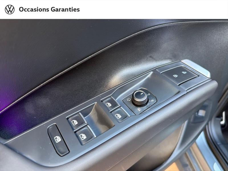 Voitures occasions VOLKSWAGEN T-ROC R-Line Villemomble