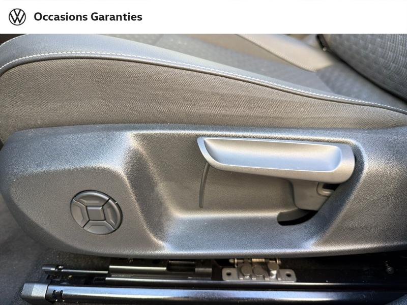 Voitures occasions VOLKSWAGEN T-ROC R-Line Villemomble