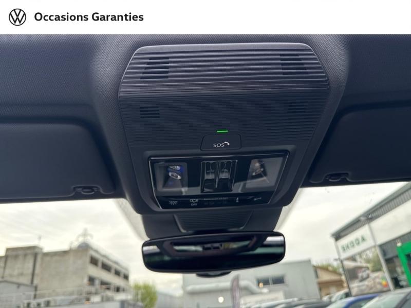 Voitures occasions VOLKSWAGEN T-ROC R-Line Villemomble
