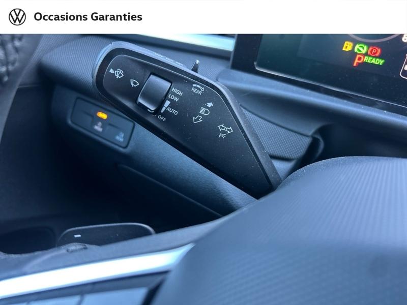 Voitures occasions VOLKSWAGEN T-ROC Life Villemomble