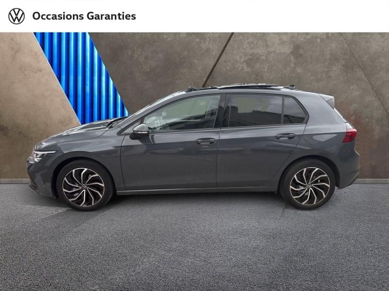 Voitures occasions VOLKSWAGEN GOLF Life Villemomble