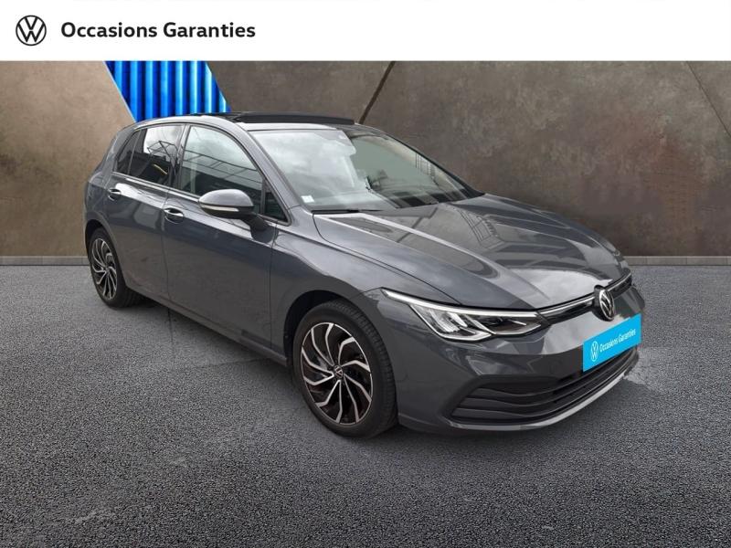 Voitures occasions VOLKSWAGEN GOLF Life Villemomble