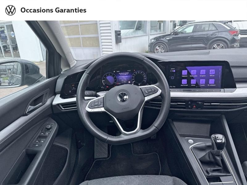 Voitures occasions VOLKSWAGEN GOLF Life Villemomble