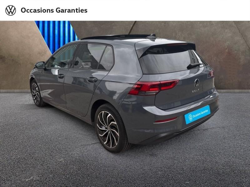 Voitures occasions VOLKSWAGEN GOLF Life Villemomble