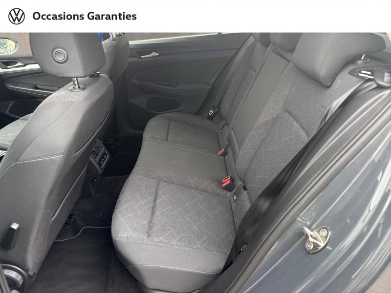 Voitures occasions VOLKSWAGEN GOLF Life Villemomble