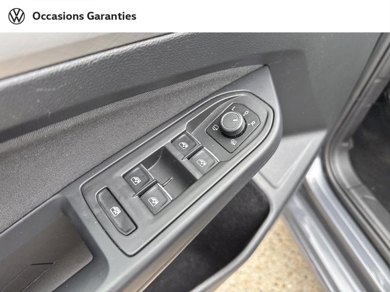 Voitures occasions VOLKSWAGEN GOLF Life Villemomble