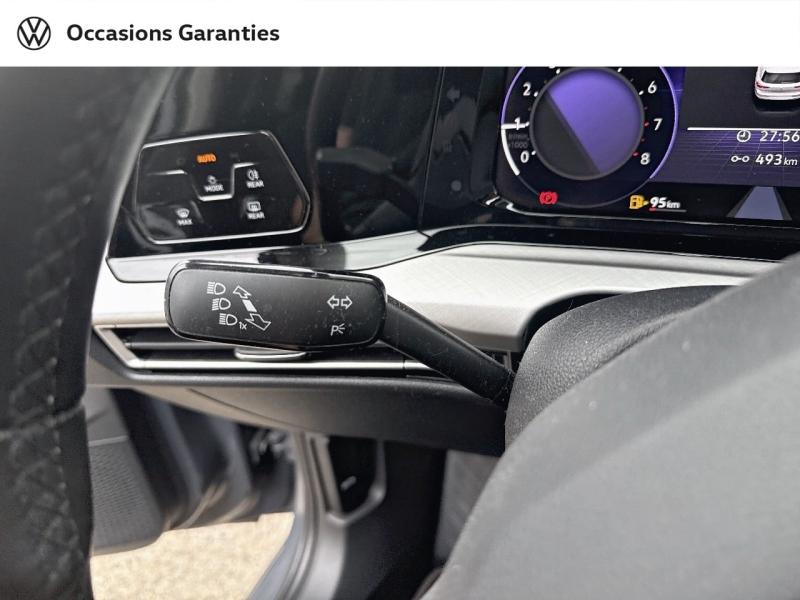 Voitures occasions VOLKSWAGEN GOLF Life Villemomble