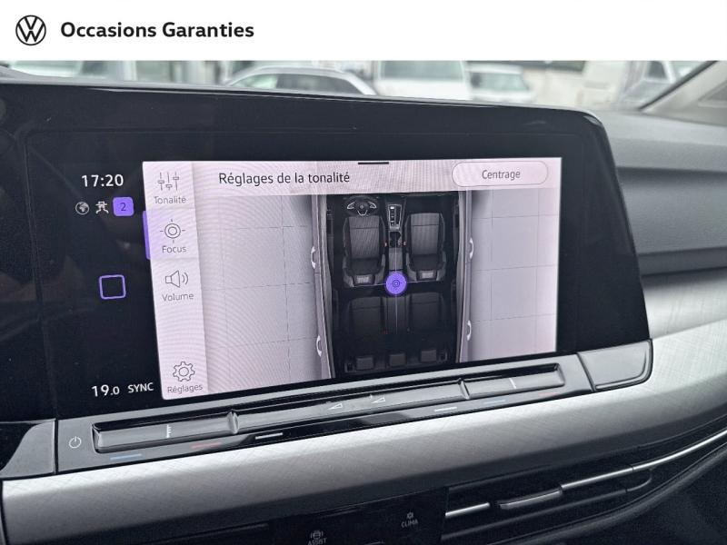 Voitures occasions VOLKSWAGEN GOLF Life Villemomble