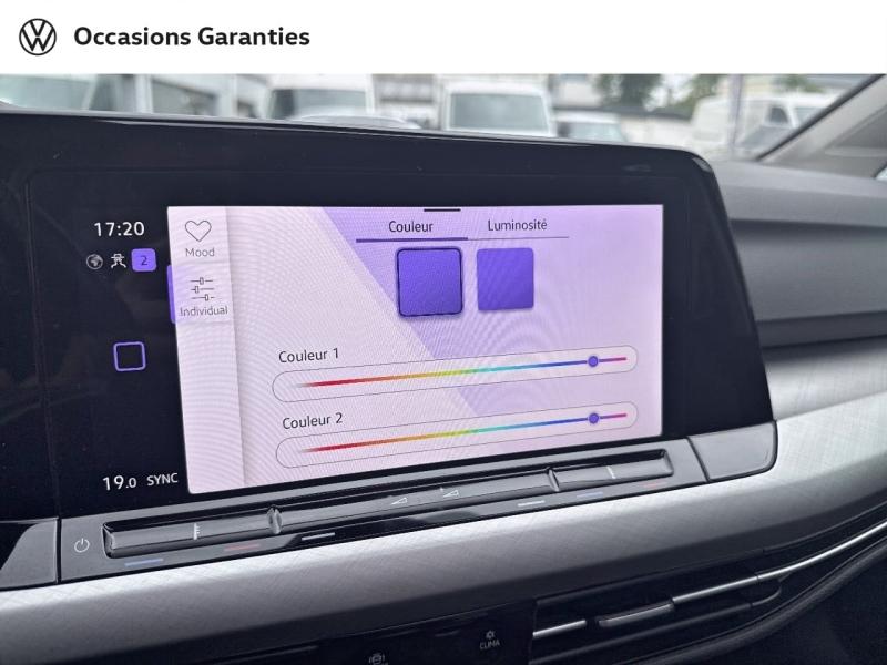 Voitures occasions VOLKSWAGEN GOLF Life Villemomble