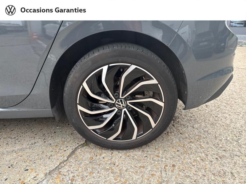 Voitures occasions VOLKSWAGEN GOLF Life Villemomble