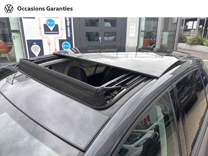 Voitures occasions VOLKSWAGEN GOLF Life Villemomble