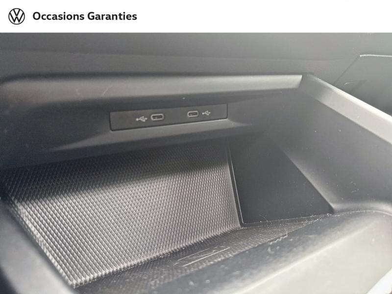 Voitures occasions VOLKSWAGEN GOLF Life Villemomble