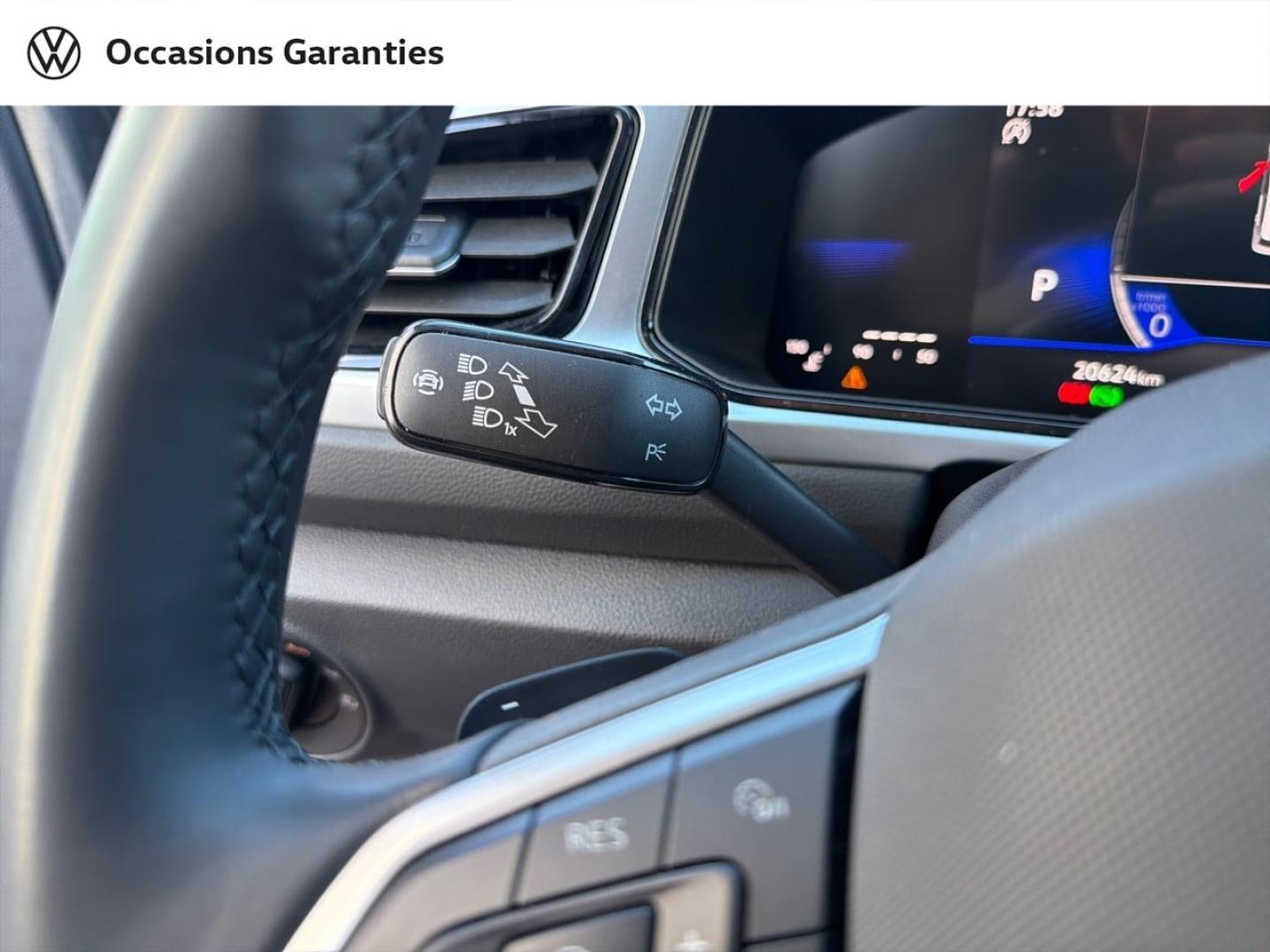 Voitures occasions VOLKSWAGEN T-ROC VW Edition Villemomble