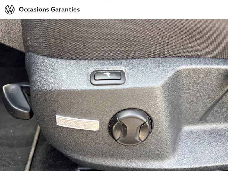Voitures occasions VOLKSWAGEN GOLF Carat Villemomble