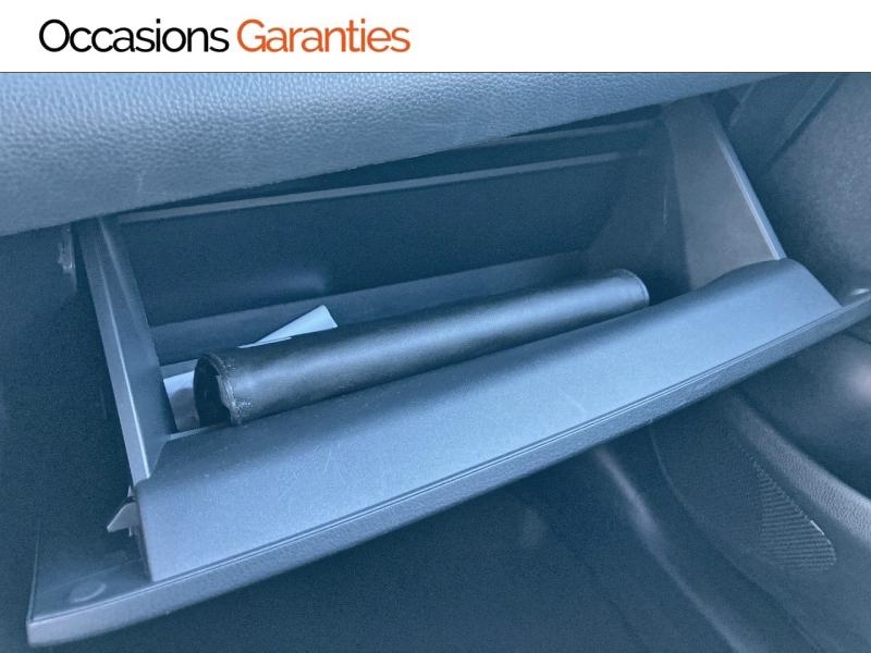 Voitures occasions TOYOTA YARIS Iconic Villemomble