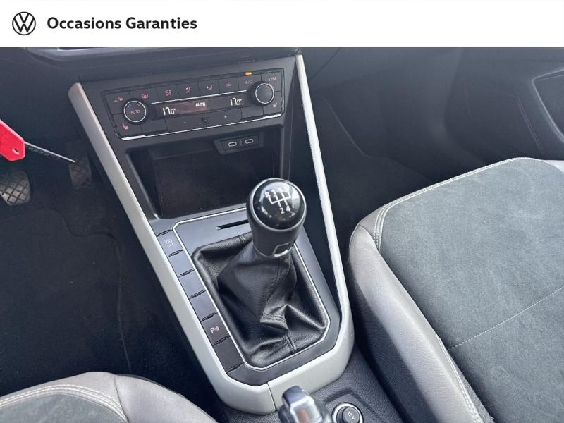 Voitures occasions VOLKSWAGEN POLO Carat Villemomble