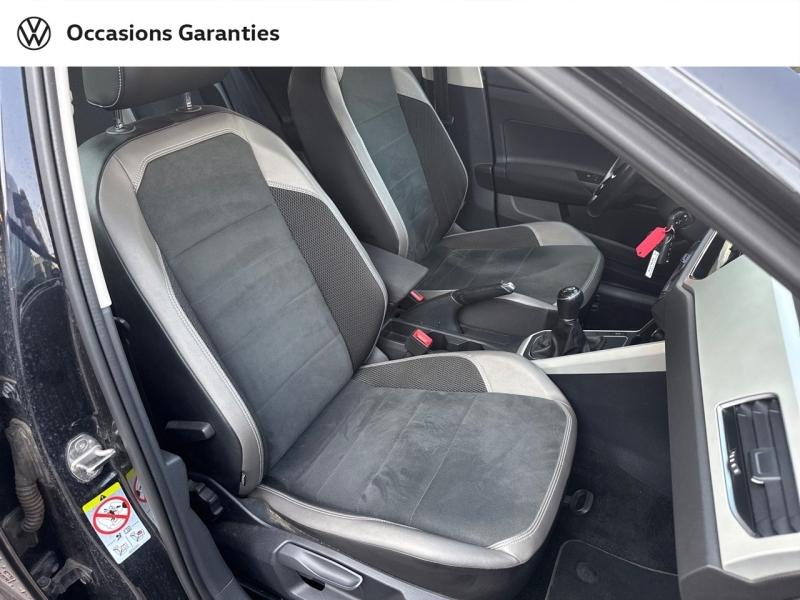 Voitures occasions VOLKSWAGEN POLO Carat Villemomble