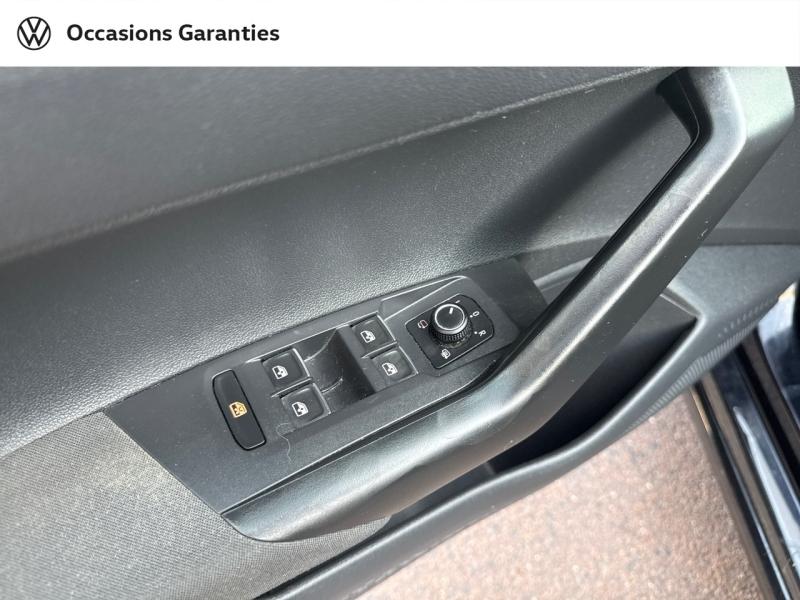 Voitures occasions VOLKSWAGEN POLO Carat Villemomble