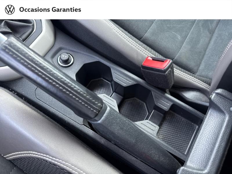 Voitures occasions VOLKSWAGEN POLO Carat Villemomble
