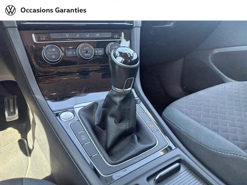 Voitures occasions VOLKSWAGEN GOLF IQ.Drive Villemomble