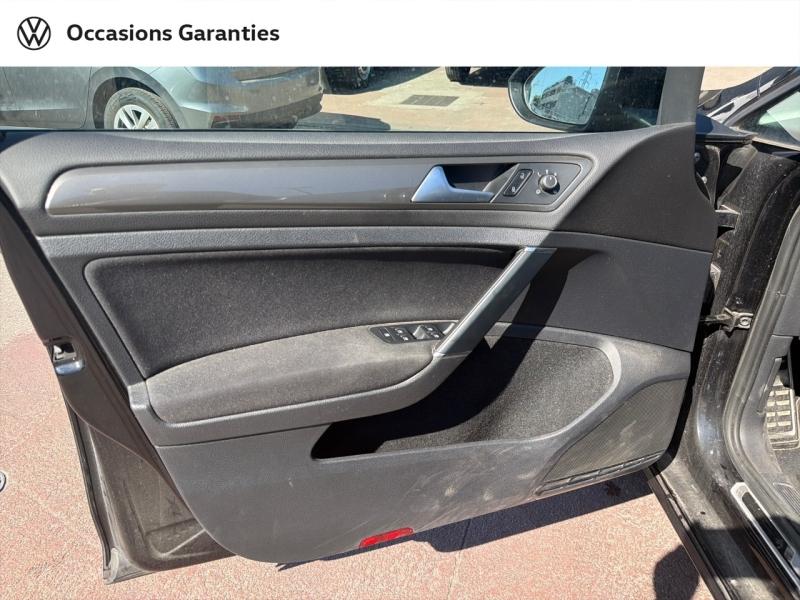 Voitures occasions VOLKSWAGEN GOLF IQ.Drive Villemomble