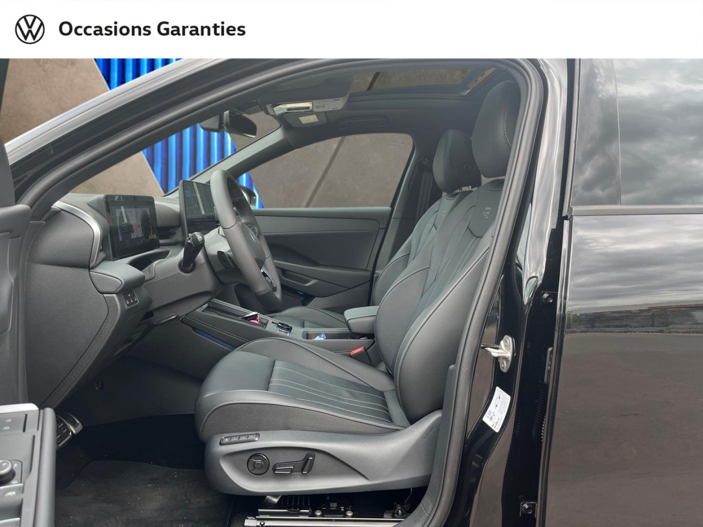 Voitures occasions VOLKSWAGEN T-ROC R-Line Villemomble