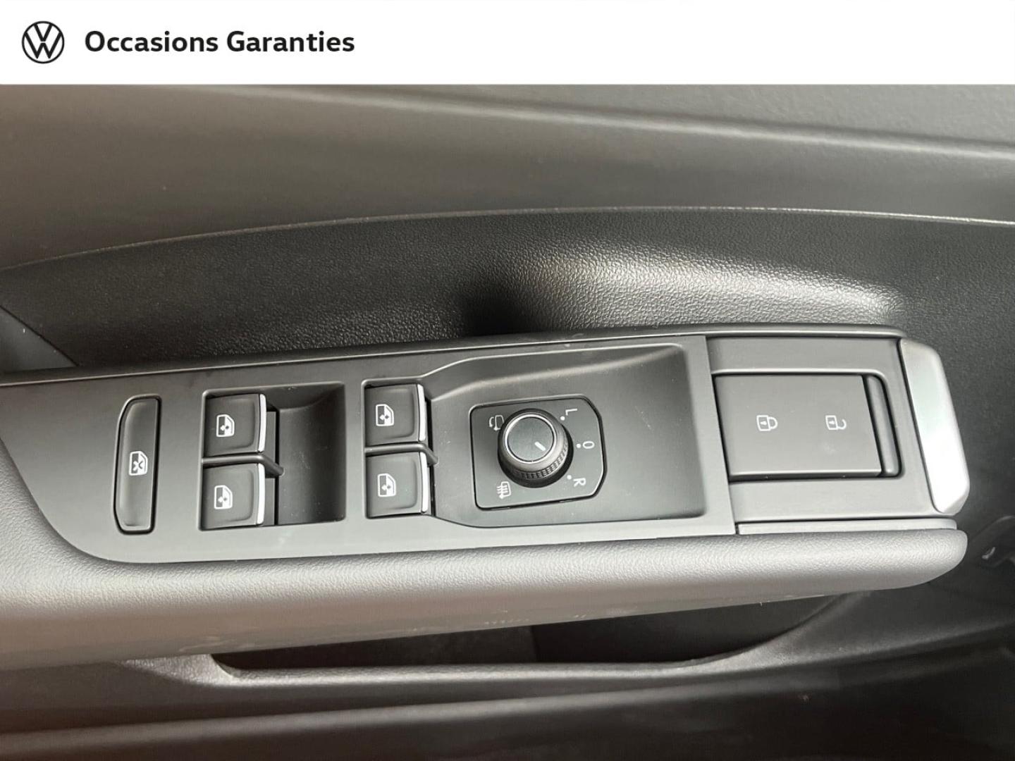 Voitures occasions VOLKSWAGEN T-ROC R-Line Villemomble