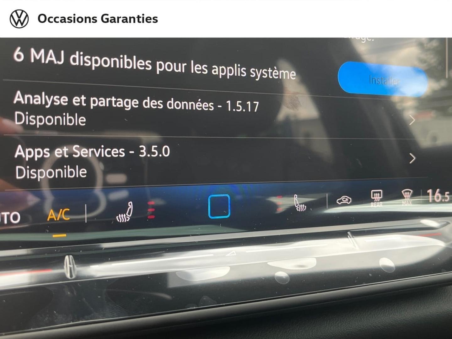 Voitures occasions VOLKSWAGEN T-ROC R-Line Villemomble