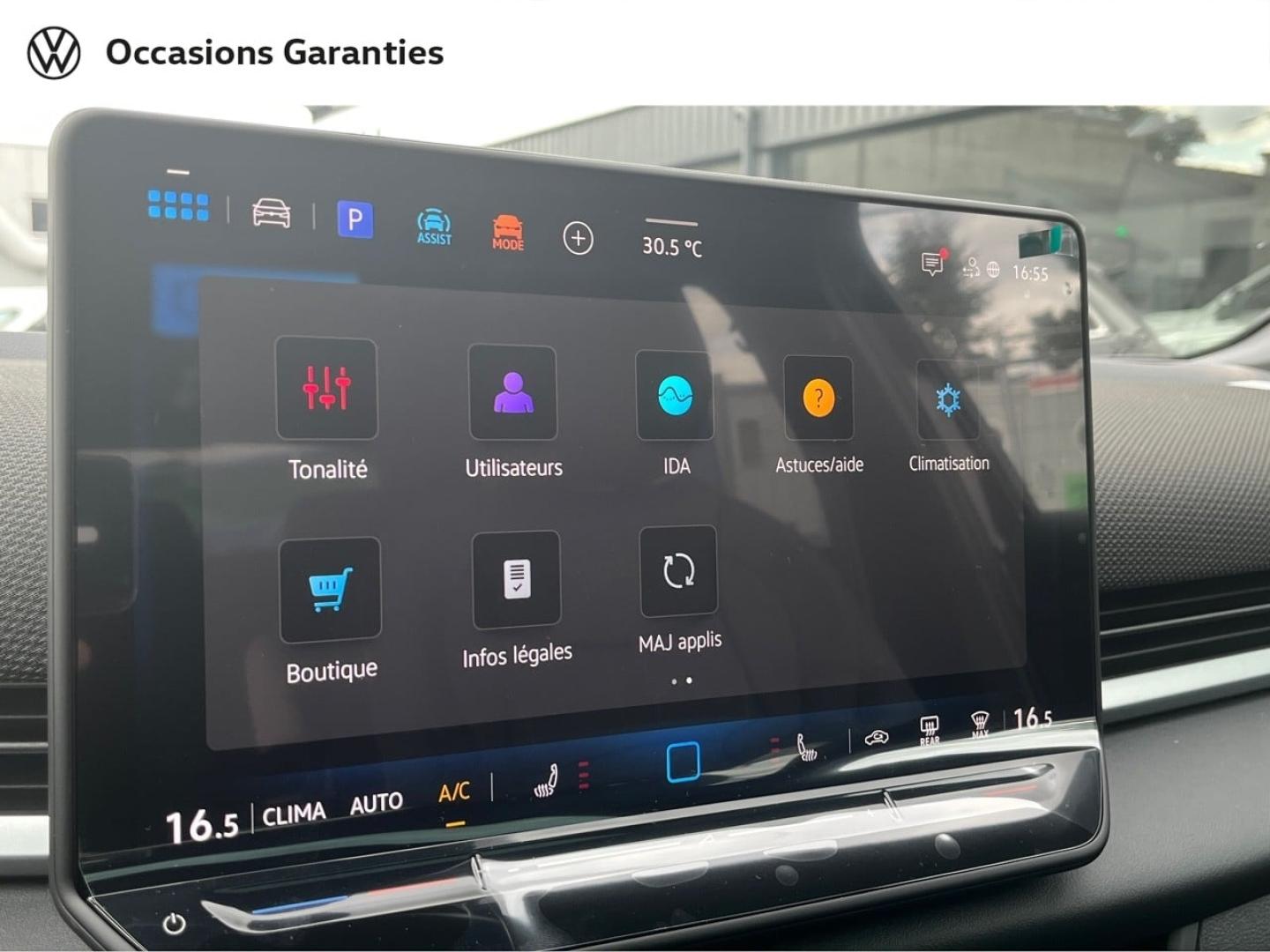 Voitures occasions VOLKSWAGEN T-ROC R-Line Villemomble