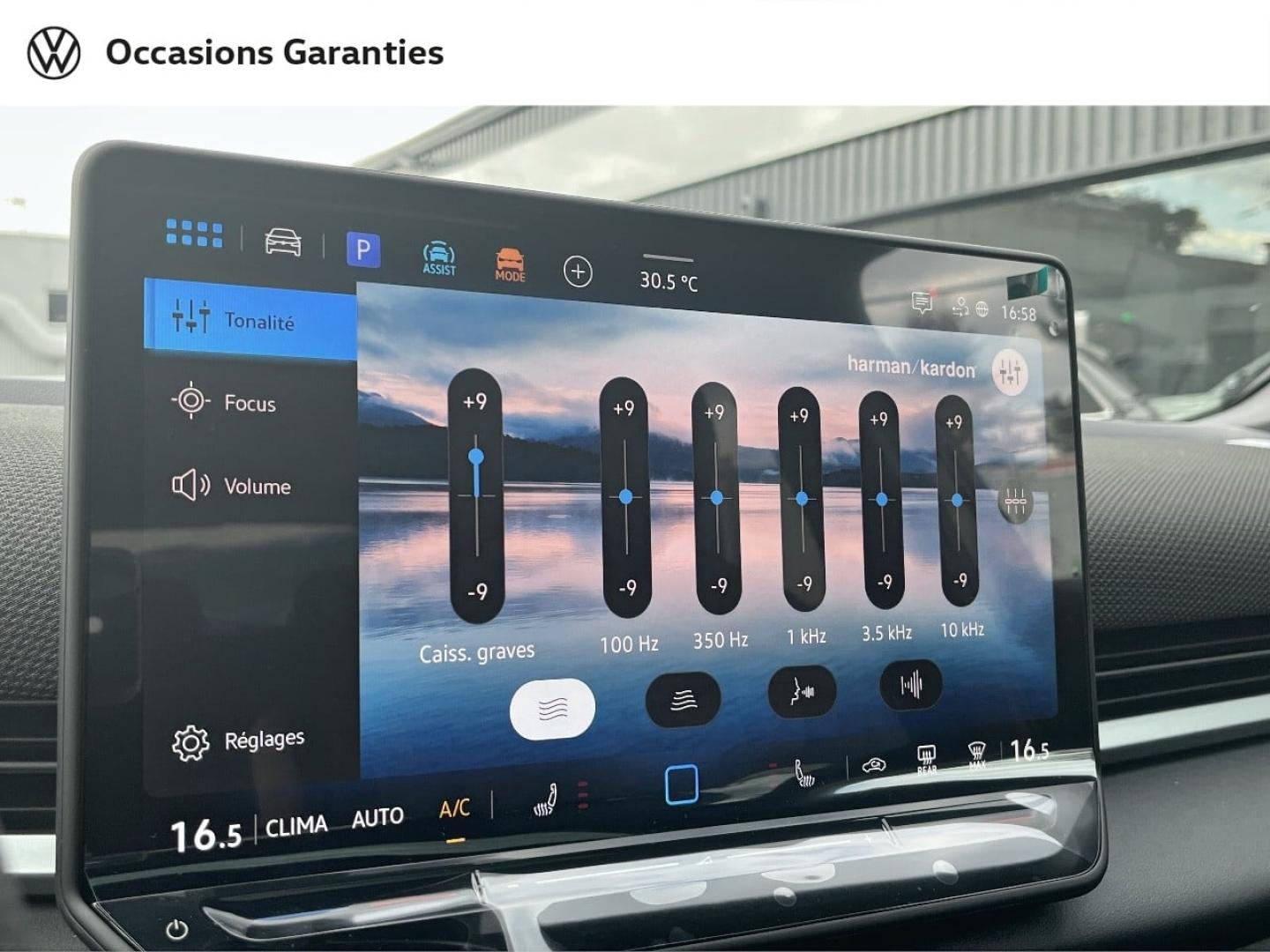 Voitures occasions VOLKSWAGEN T-ROC R-Line Villemomble