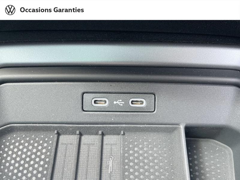 Voitures occasions VOLKSWAGEN T-ROC R-Line Villemomble