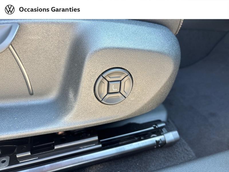 Voitures occasions VOLKSWAGEN T-ROC Style Villemomble