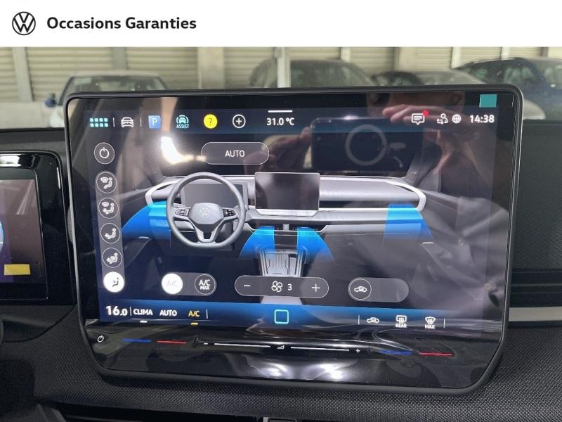 Voitures occasions VOLKSWAGEN T-ROC Life Villemomble
