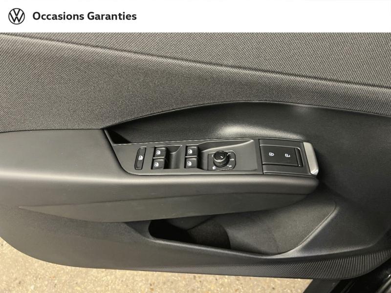 Voitures occasions VOLKSWAGEN T-ROC Life Villemomble