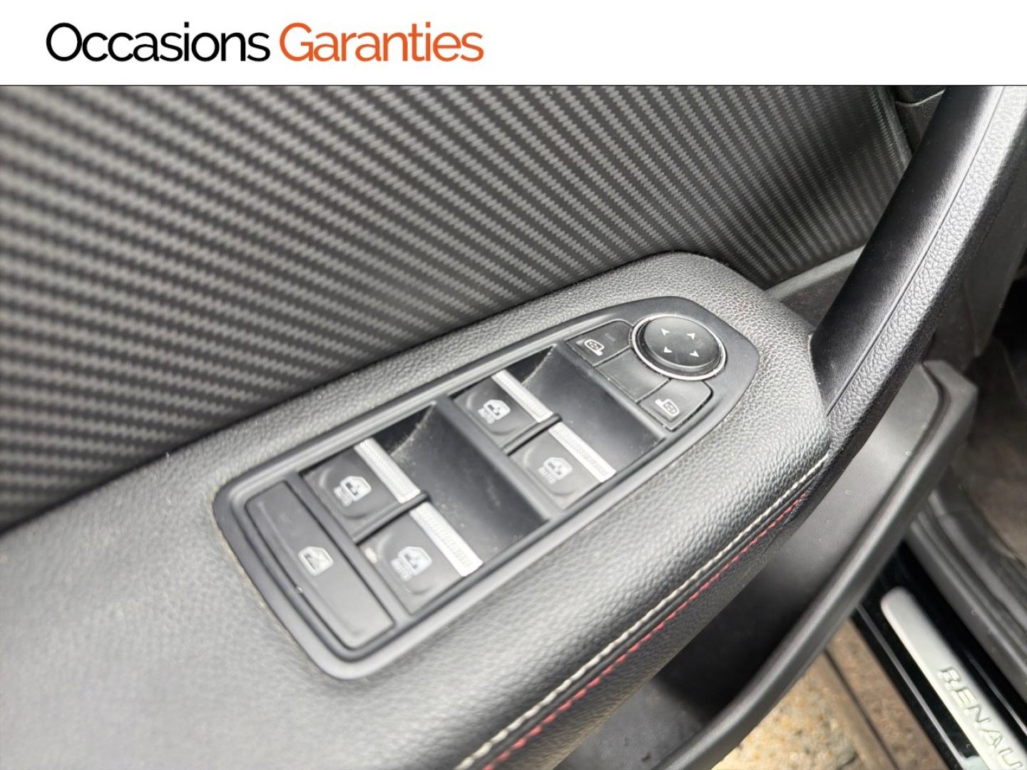 Voitures occasions RENAULT CAPTUR RS Line Villemomble