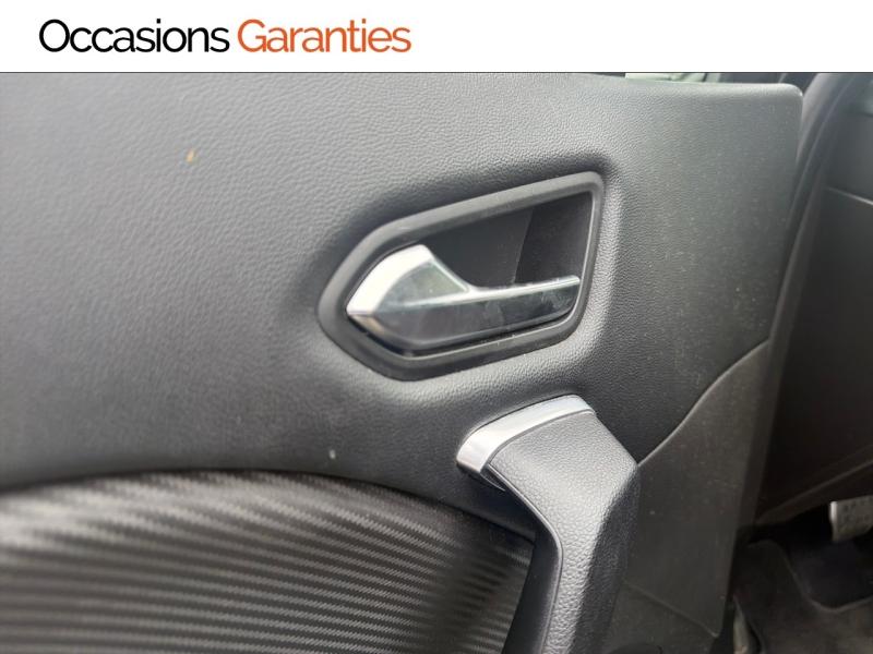 Voitures occasions RENAULT CAPTUR RS Line Villemomble