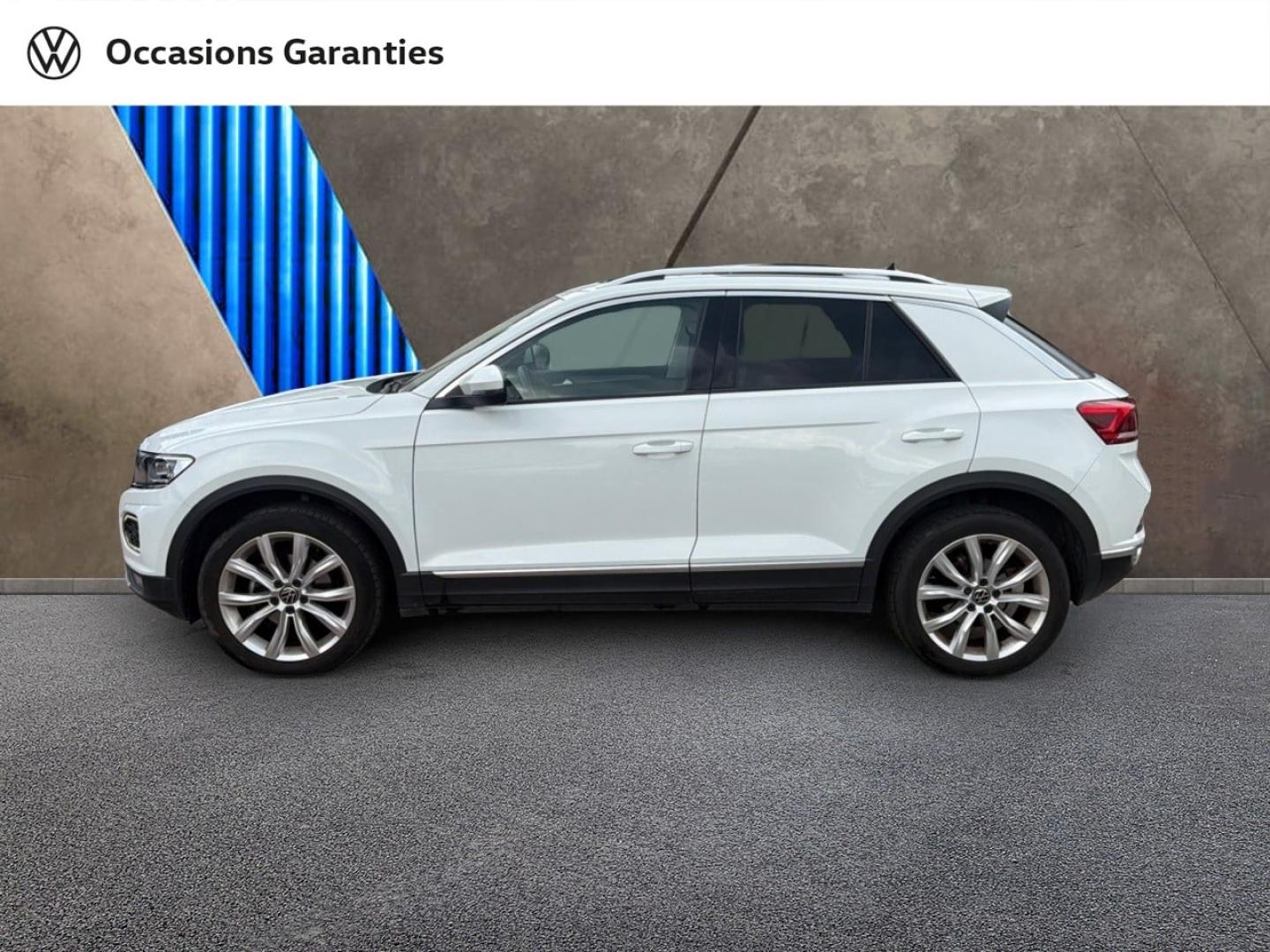 Voitures occasions VOLKSWAGEN T-ROC Carat Exclusive Villemomble