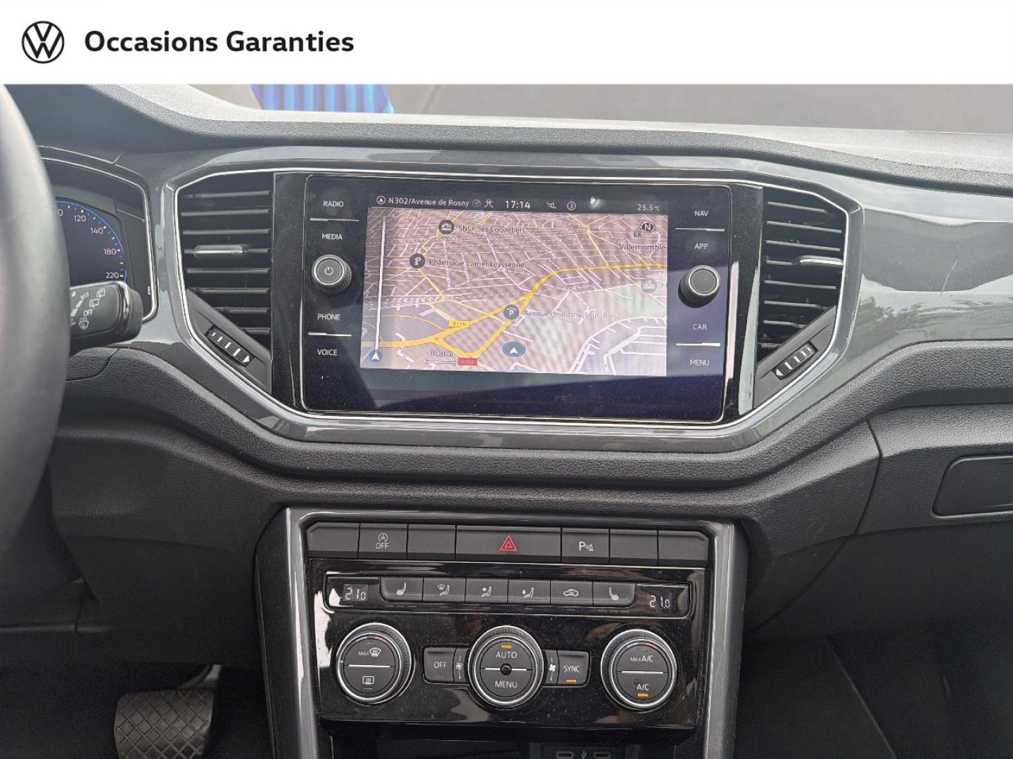 Voitures occasions VOLKSWAGEN T-ROC Carat Exclusive Villemomble