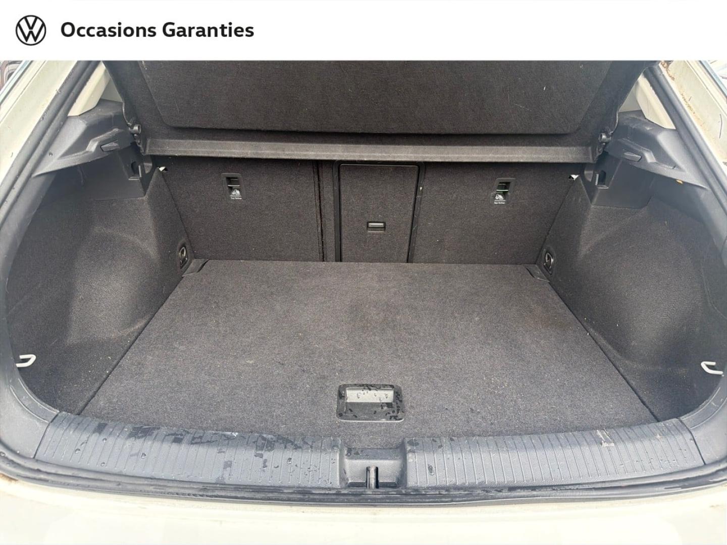 Voitures occasions VOLKSWAGEN T-ROC Carat Exclusive Villemomble