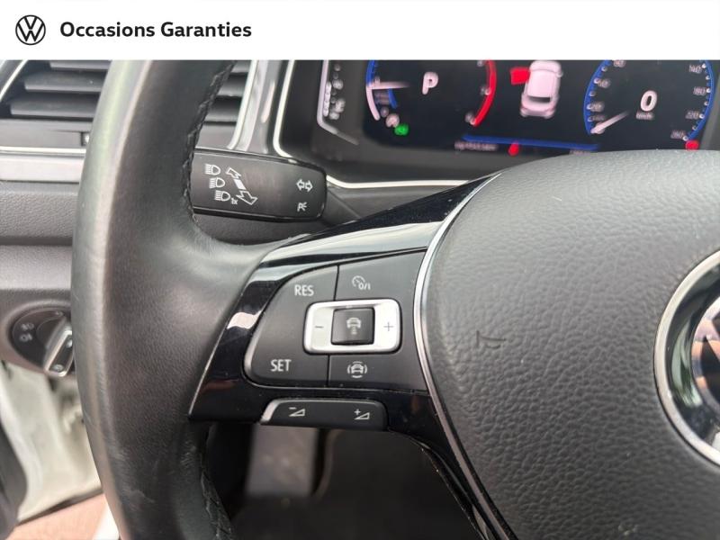 Voitures occasions VOLKSWAGEN T-ROC Carat Exclusive Villemomble