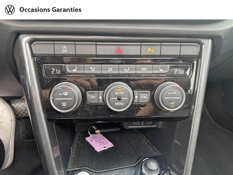 Voitures occasions VOLKSWAGEN T-ROC Carat Exclusive Villemomble