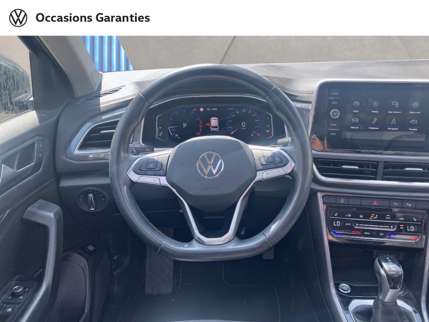 Voitures occasions VOLKSWAGEN T-ROC Style Exclusive Villemomble