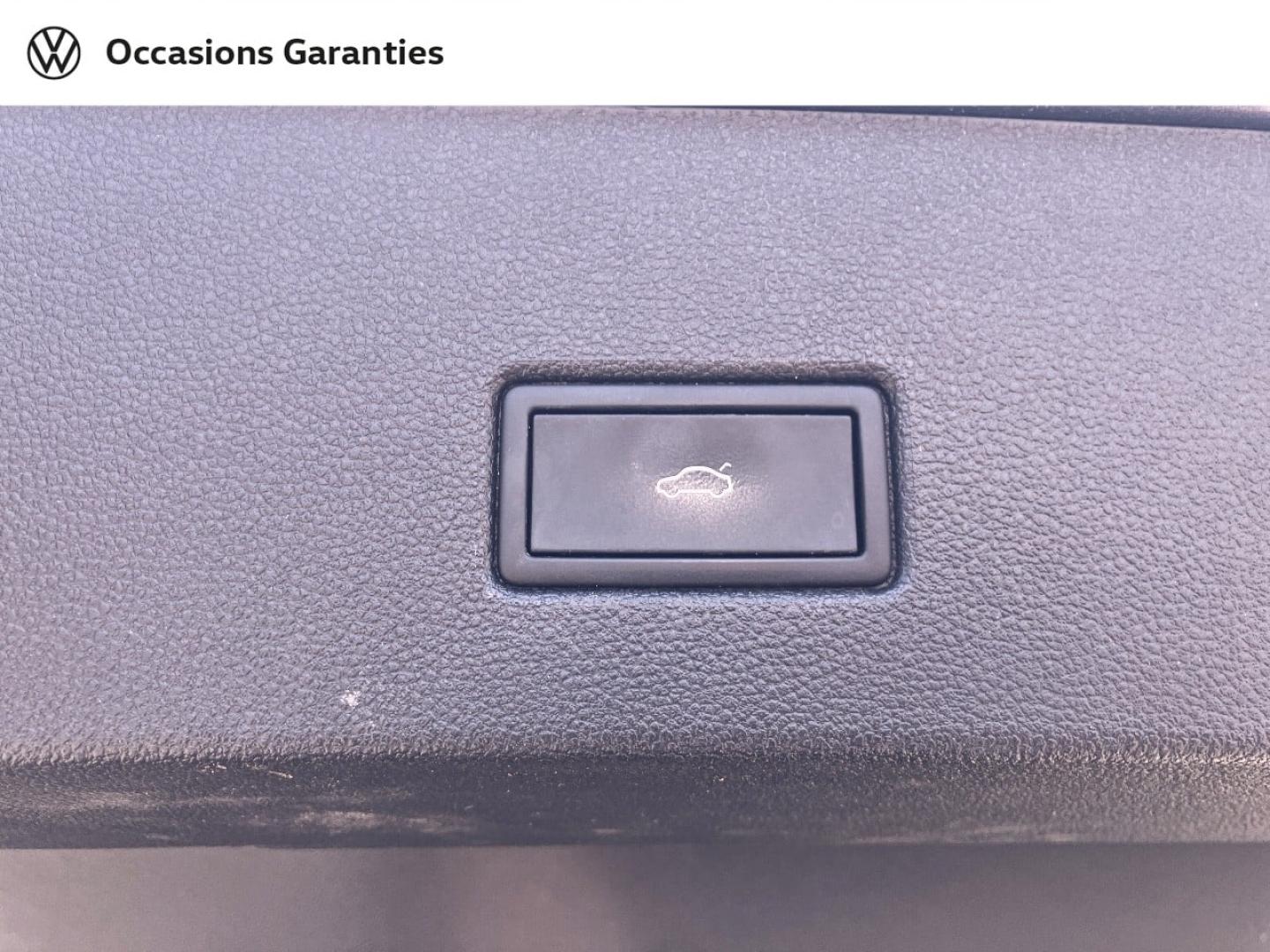 Voitures occasions VOLKSWAGEN T-ROC Style Exclusive Villemomble