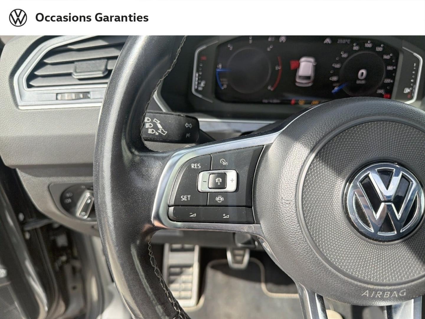 Voitures occasions VOLKSWAGEN TIGUAN Black R-Line Villemomble